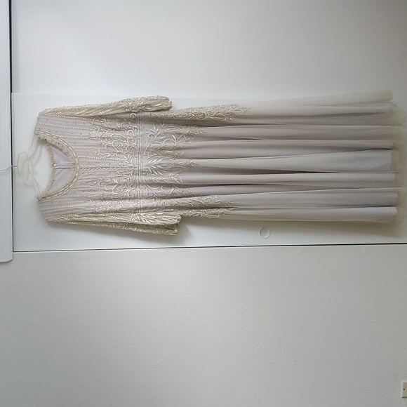 Gown, Pissaro Nights, Size 16 - Picture 1 of 4